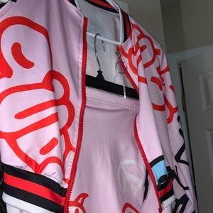 Graffiti Two Piece Set Never Worn